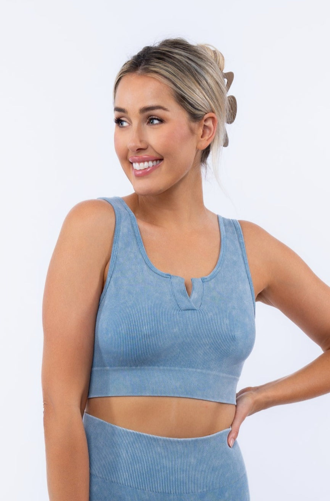 Rib Top With Slit