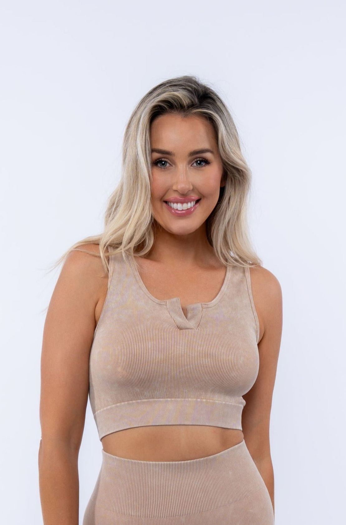 Rib Top With Slit